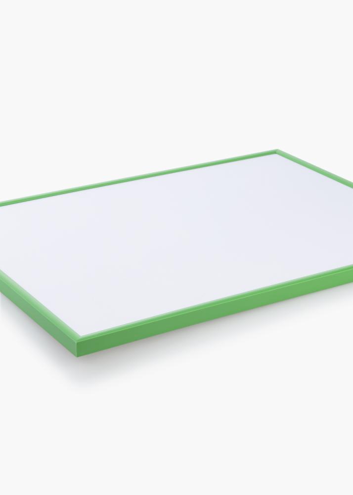 Moldura New Lifestyle Grass Green 30x40 cm - Passe-partout Branco 21x30 cm