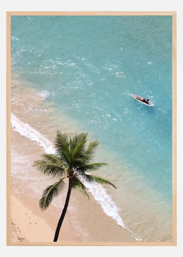 Surfing at the Beach Póster