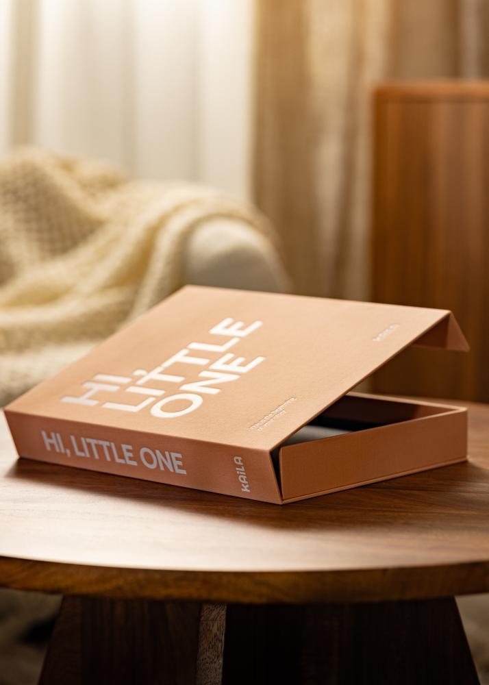 KAILA HI LITTLE ONE Pink - Coffee Table Photo Álbum (60 Páginas pretas)