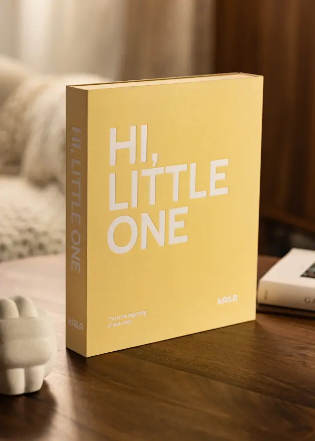 KAILA HI LITTLE ONE Yellow - Coffee Table Photo Álbum (60 Preto Sidor)