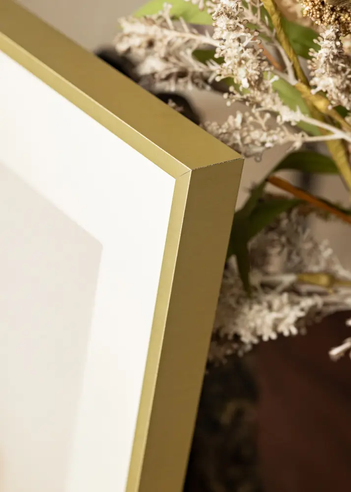 Moldura Nielsen Premium Alpha Escovado Dourado - Tamanho personalizável