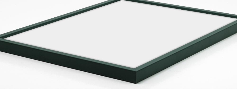 Moldura E-Line Verde 50x70 cm - Passe-partout Preto 42x59,4 cm (A2)