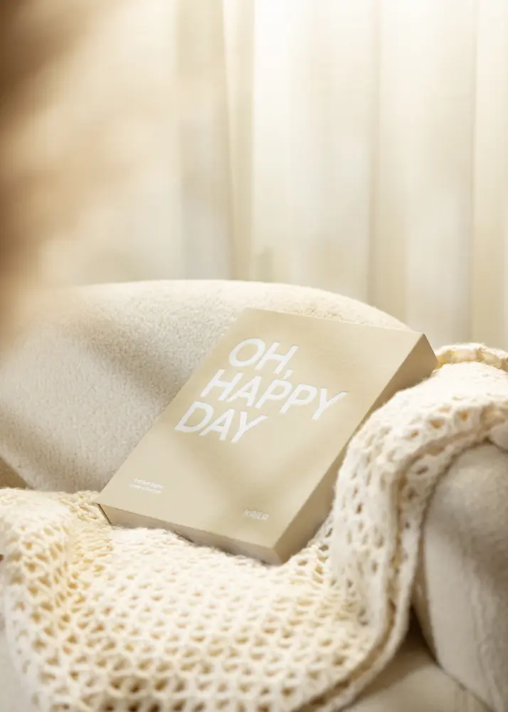 KAILA OH HAPPY DAY Grey - Coffee Table Photo Álbum (60 Preto Páginas)
